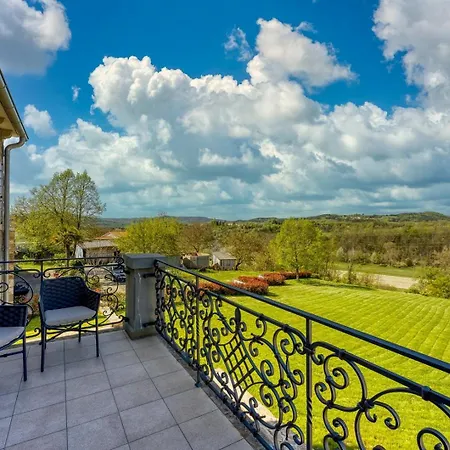 Stara Hiza Villa *