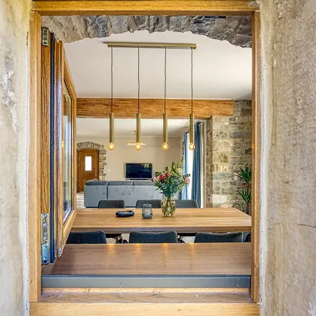Villa Stara Hiza *