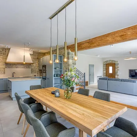 Stara Hiza Villa