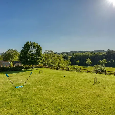 Stara Hiza * Novaki Pazinski